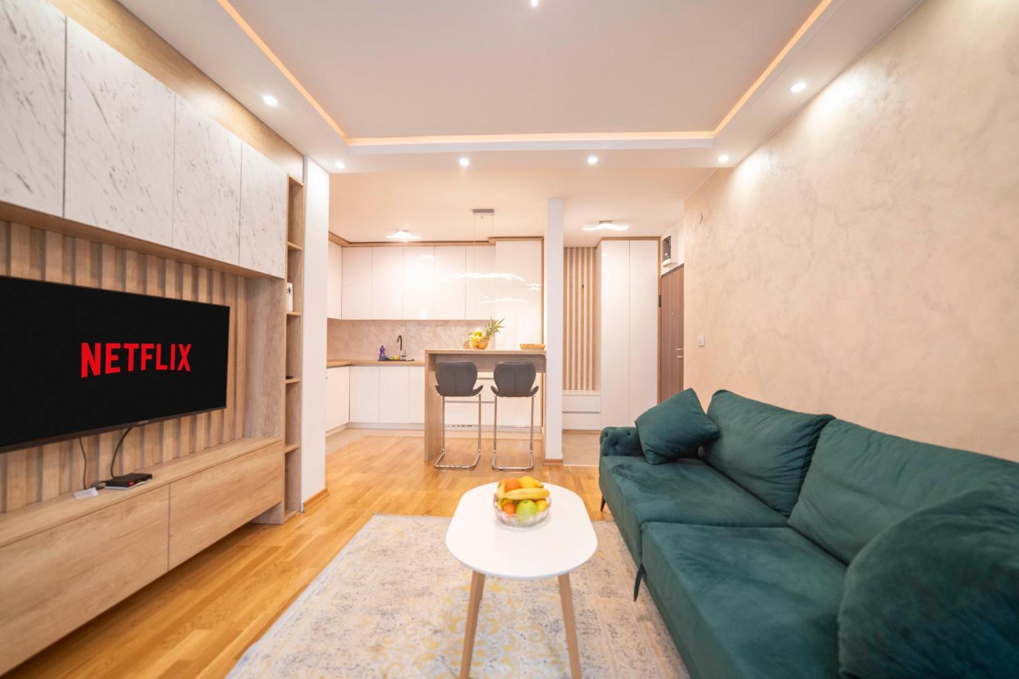 Apartment 5 Star Lukavica Екстериор снимка
