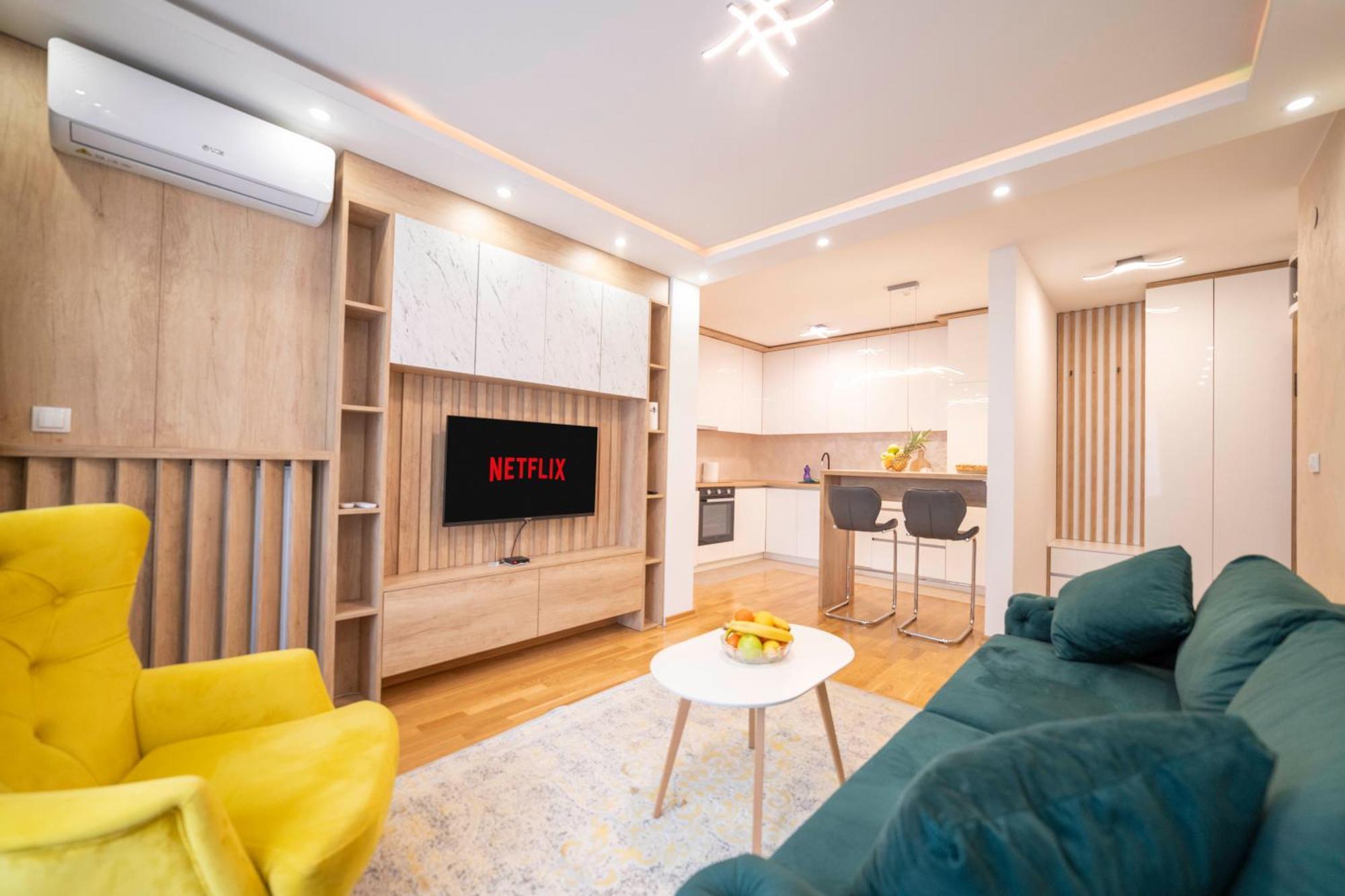 Apartment 5 Star Lukavica Екстериор снимка