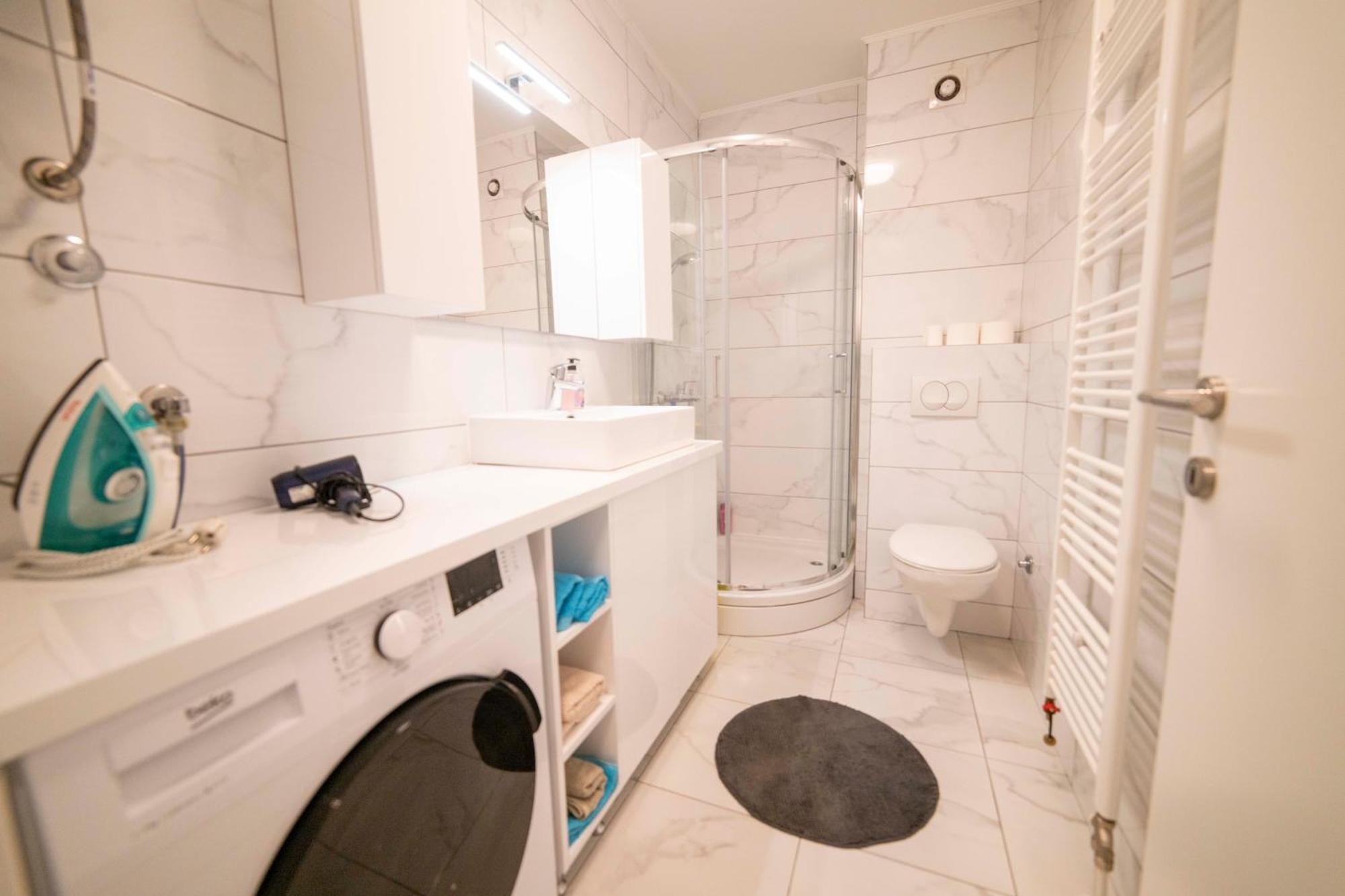 Apartment 5 Star Lukavica Екстериор снимка