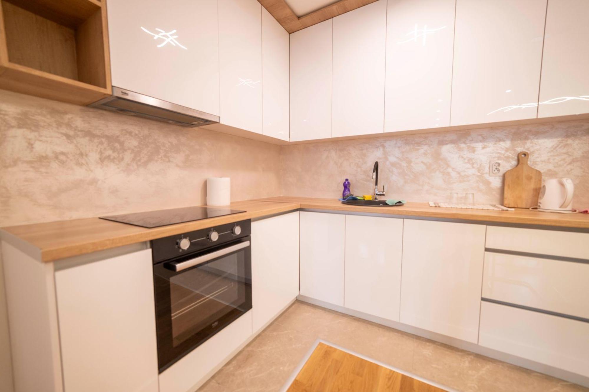 Apartment 5 Star Lukavica Екстериор снимка